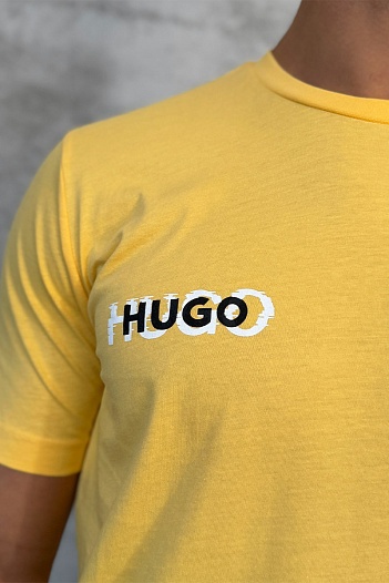 Мужская жёлтая футболка Hugo Boss logo print   
