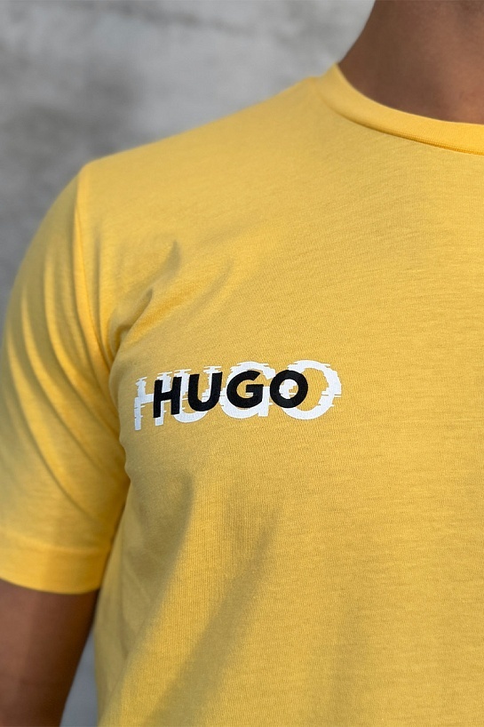 Мужская жёлтая футболка Hugo Boss logo print