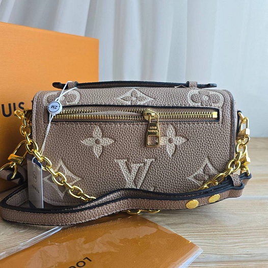 Кожаная сумка Louis Vuitton Pochette Mini 19x10 см - Beige   