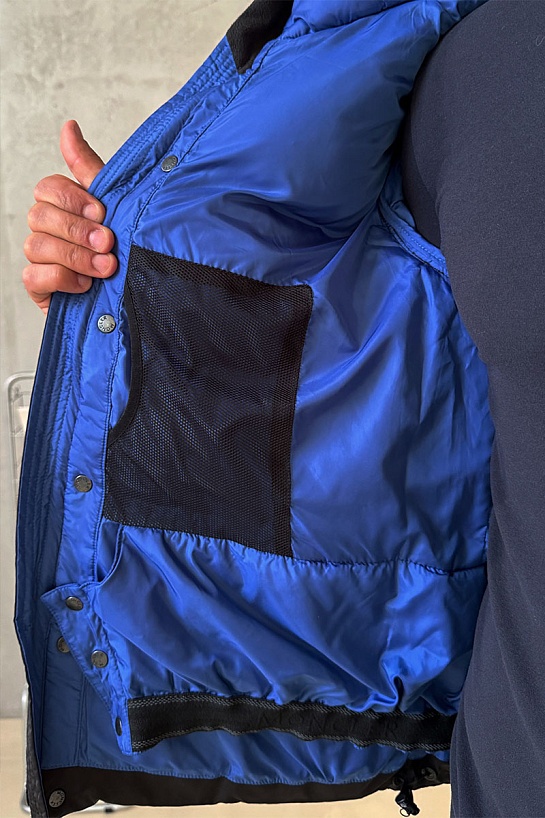 Мужская утеплённая куртка Moncler чёрного цвета