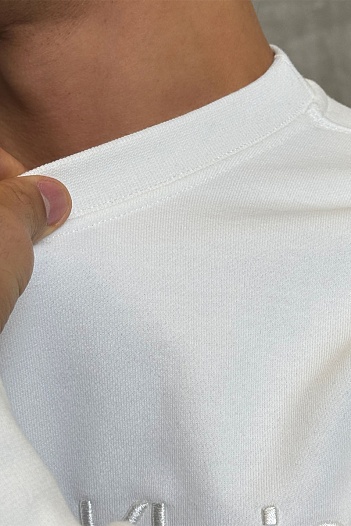 Свитшот белого цвета Calvin Klein embroidered-logo   