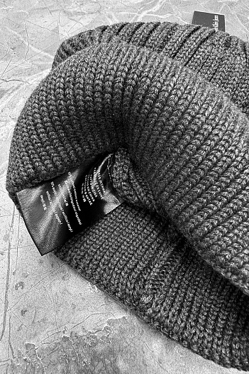 Шапка серого цвета Calvin Klein logo-patch   