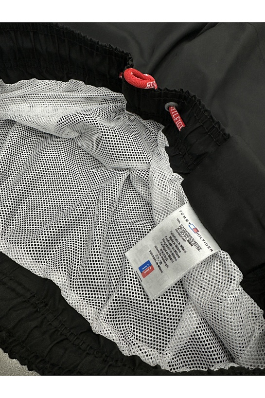 Мужские чёрные шорты Tommy Hilfiger