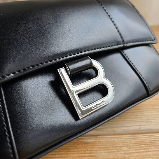 Кожаная сумка Balenciaga Hourglass 22x13 см