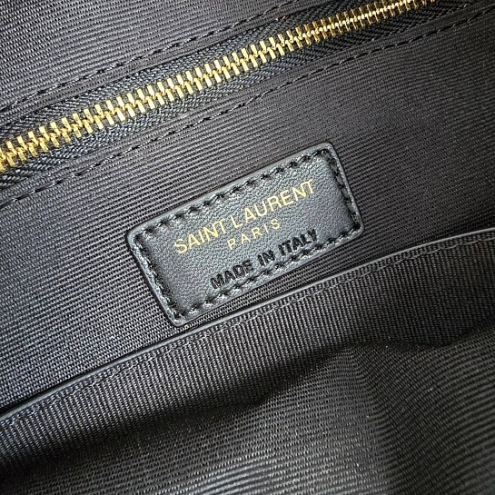 Замшевая сумка Yves Saint Laurent 32x25 см