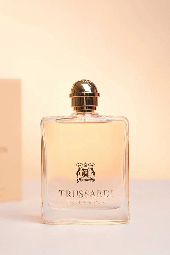 Парфюмерная вода Trussardi Delicate Rose (100 мл)