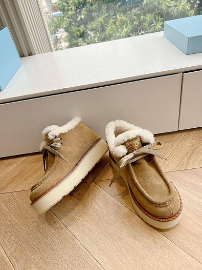 Женские замшевые ботинки с мехом Prada Premium - Chestnut   