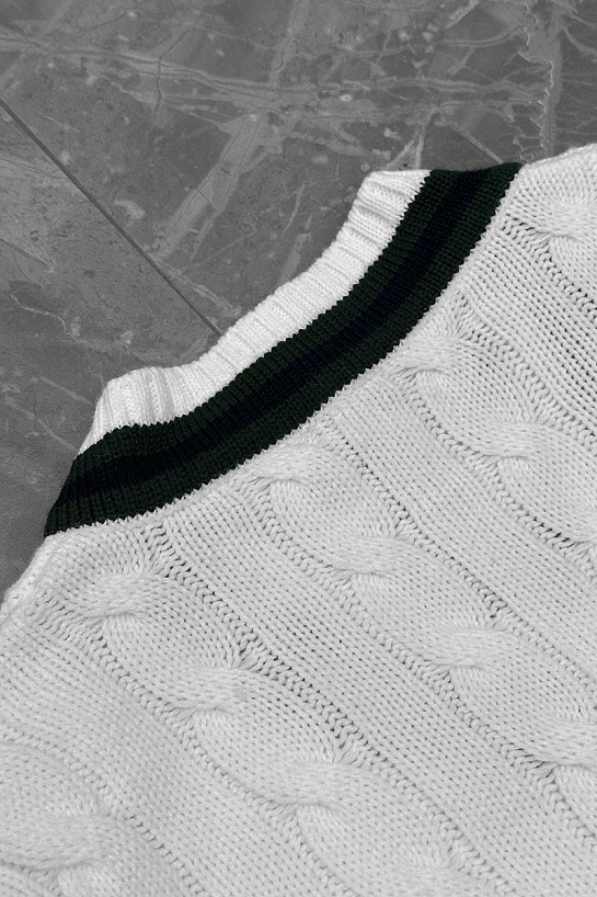 Мужской белый свитер Moncler