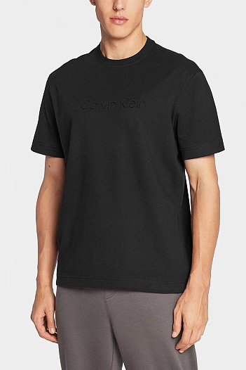 Чёрная футболка Calvin Klein embossed logo   