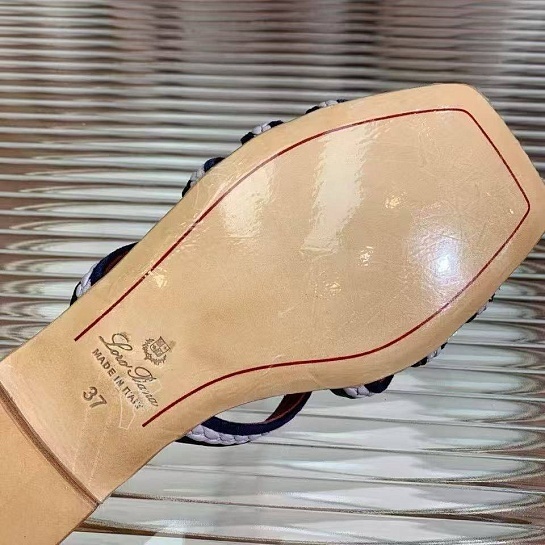 Женские кожаные шлёпанцы Loro Piana Premium