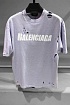 Светло-фиолетовая оверсайз футболка Balenciaga с рваной отделкой