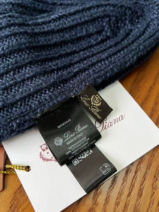 Мужская шапка Loro Piana Niseko Premium - Light Blue