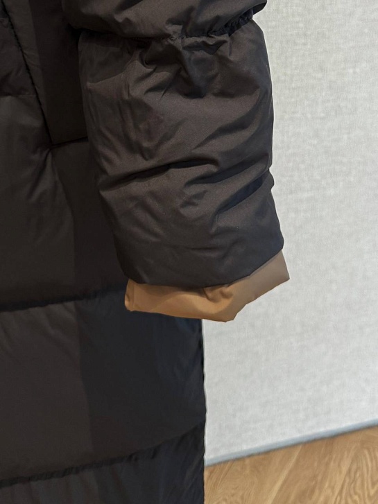 Женский пуховик с капюшоном Max Mara premium - Black