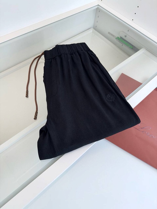 Штаны чёрного цвета Loro Piana Premium