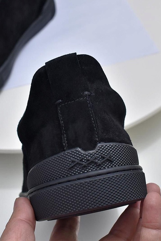 Чёрные кроссовки Ermenegildo Zegna Triple Stitch Suede