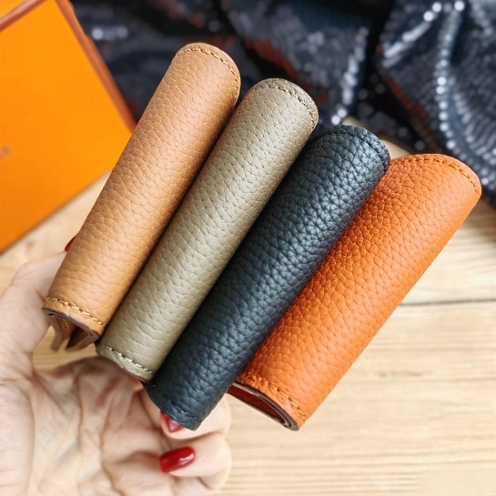 Кожаный чёрный кошелёк Hermes 12х10 см