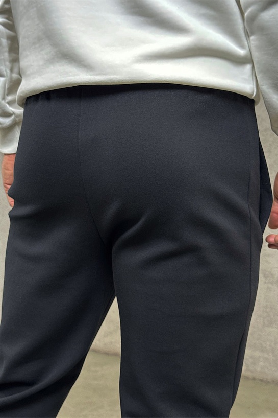 Чёрные спортивные штаны Armani Exchange red embroidery