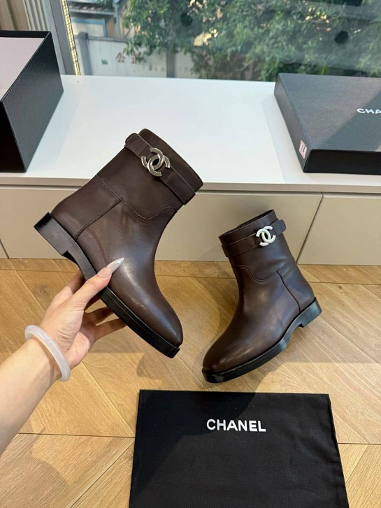 Женские кожаные сапоги Chanel premium