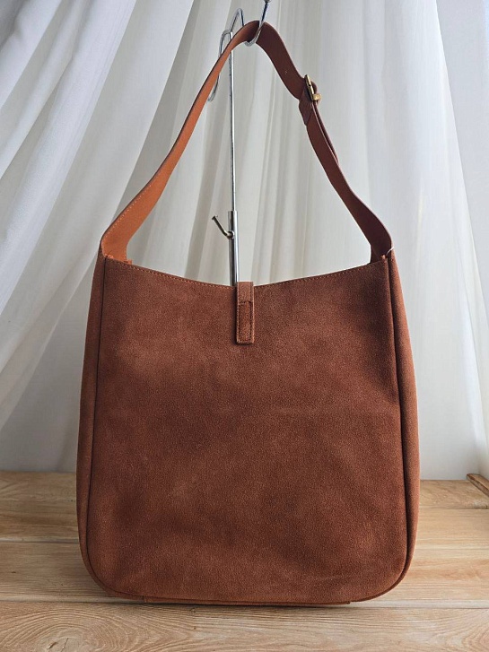 Женская замшевая сумка Yves Saint Laurent 37x29 см