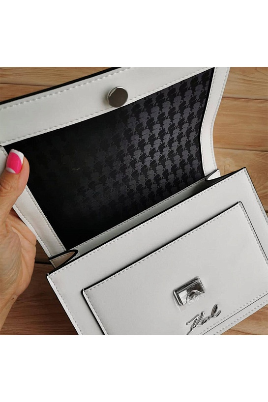 Кожаная сумка Karl Lagerfeld K/Ikonik Metal Lock 22x16 см (2 расцветки)