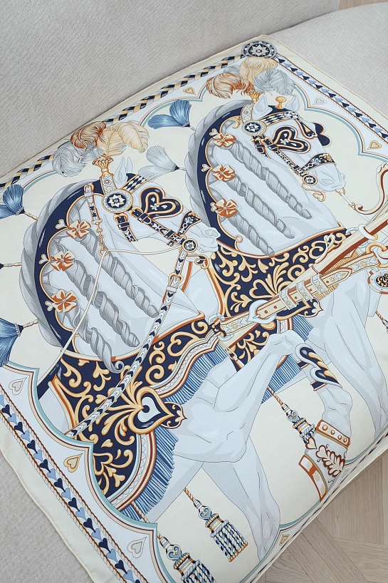 Платок Hermes Harnais de Coeur premium 87x88 см