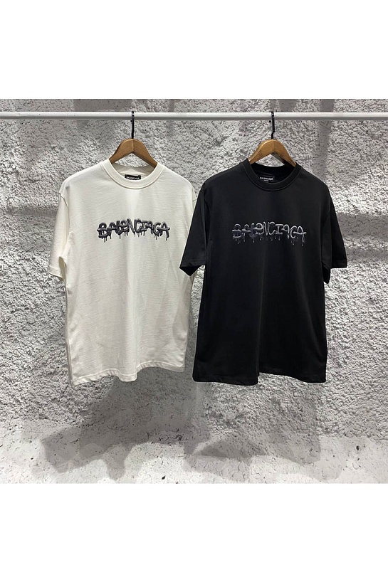 Чёрная оверсайз футболка Balenciaga