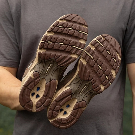 Кроссовки New Balance 530 Abzorb - Brown / White
