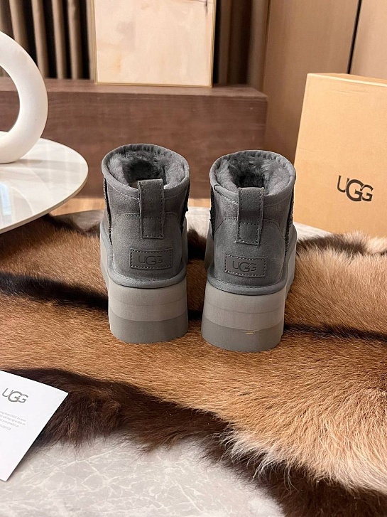 Женские ботинки UGG Classic Ultra Mini Platform - Grey