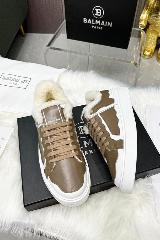 Кожаные кроссовки с мехом Balmain low-top - Beige / White
