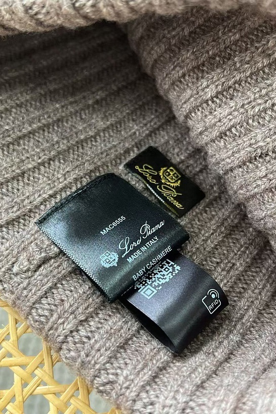 Кашемировая шапка Loro Piana Premium - Beige