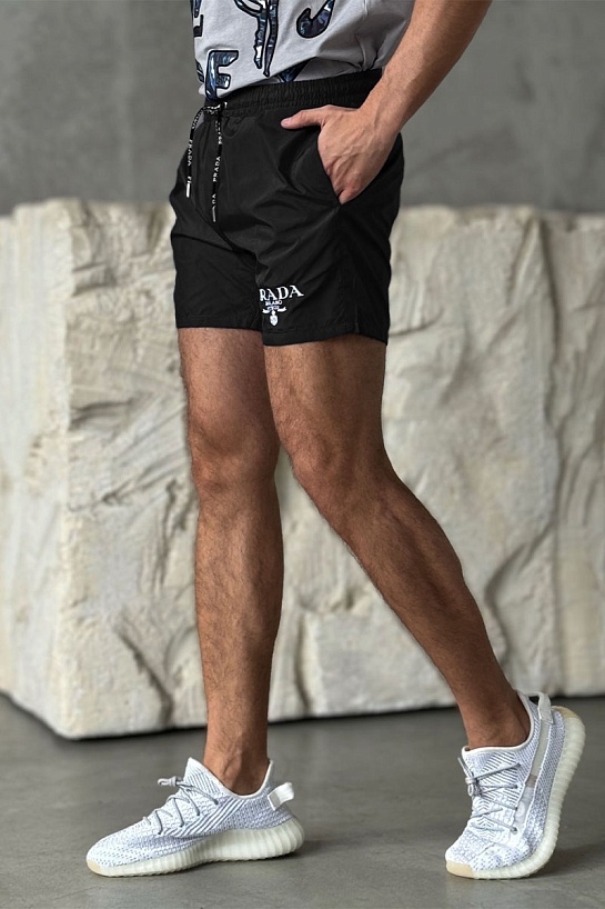 Чёрные шорты Prada logo-embroidered
