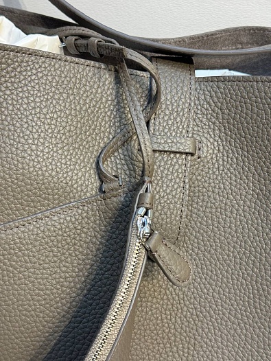 Кожаная сумка The Row Blake Hobo Premium 33x31x12 см   