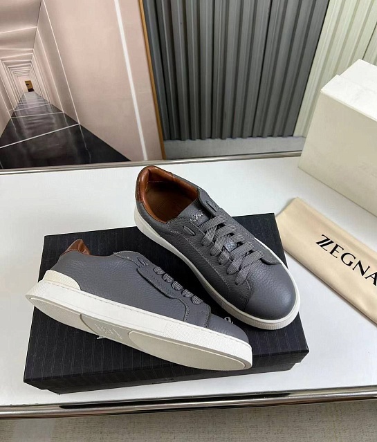 Кожаные кроссовки Ermenegildo Zegna серого цвета