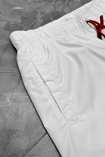 Мужские белые шорты Hugo Boss Dugo logo-embroidered   
