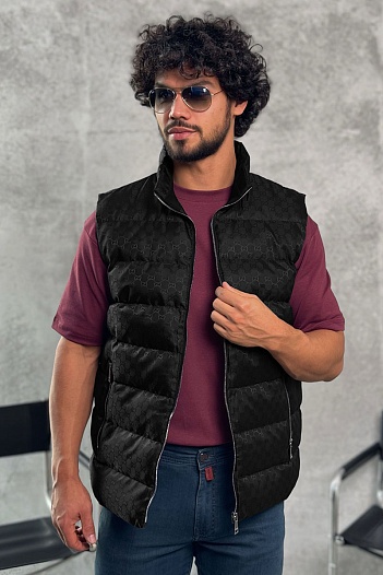 Мужской чёрный жилет Gucci GG monogram   
