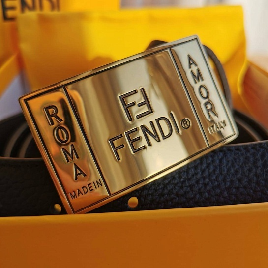 Кожаный ремень Fendi - ширина 3.5 см, длина 95 / 110 см