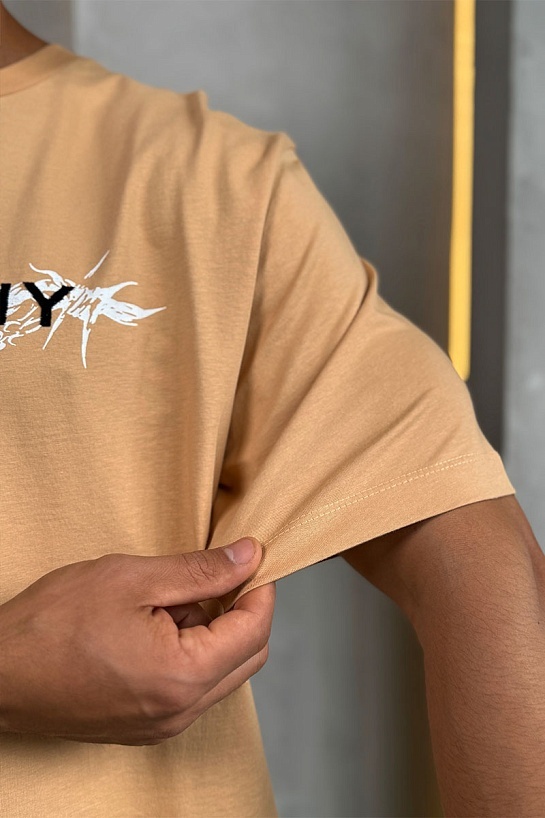 Бежевая оверсайз футболка Givenchy Barbed Wire-print
