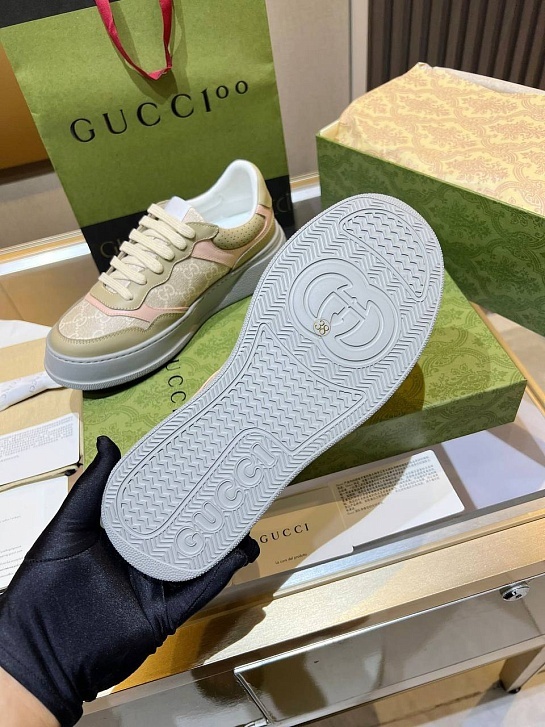 Женские кроссовки Gucci Chunky B Premium - Beige / Grey