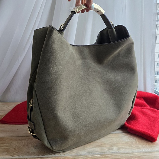 Замшевая сумка Moschino 42x31 см   