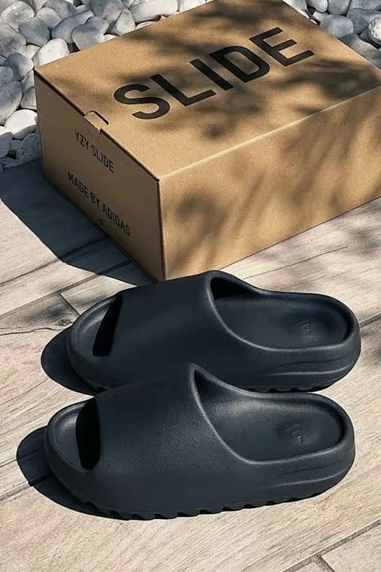 Шлепанцы Adidas Yeezy Slide - Core Black