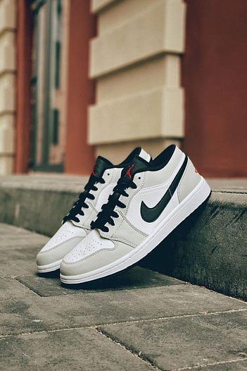 Кроссовки Nike Air Jordan 1 Low "Smoke Grey"   