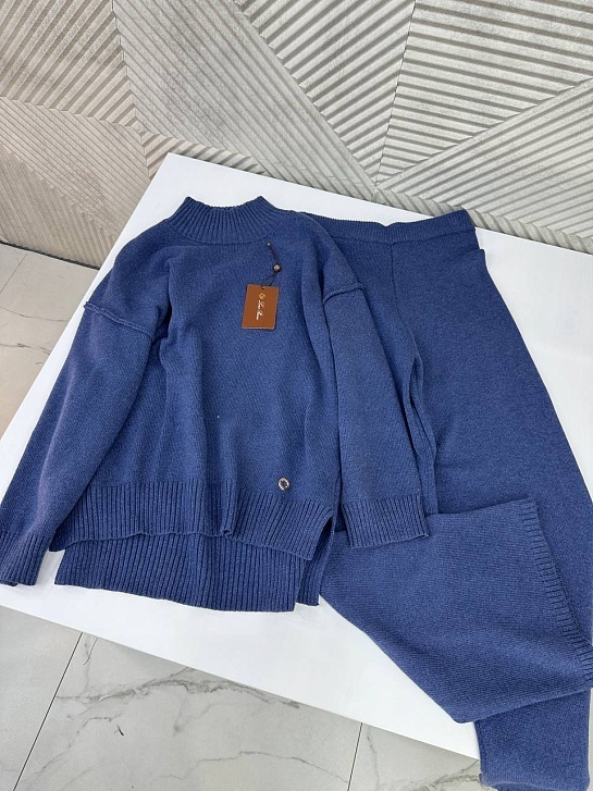 Женский синий костюм Loro Piana Premium