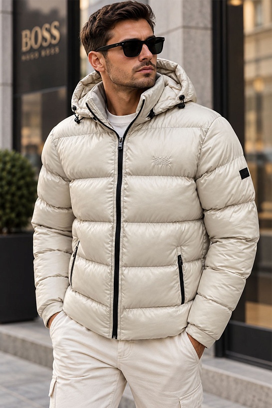 Бежевая куртка Hugo Boss со съёмным капюшоном