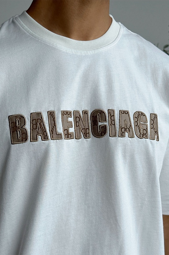 Мужская оверсайз футболка Balenciaga белого цвета