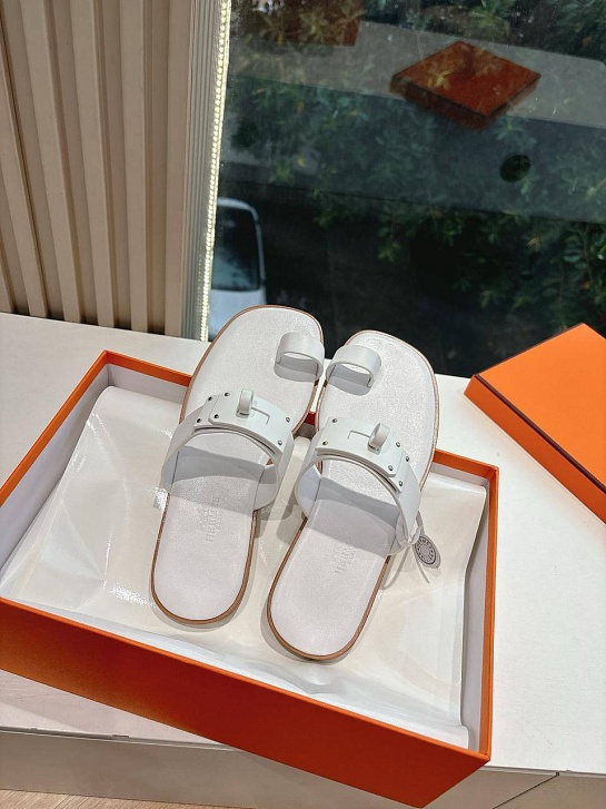 Женские кожаные шлёпанцы Hermes July Kelly premium