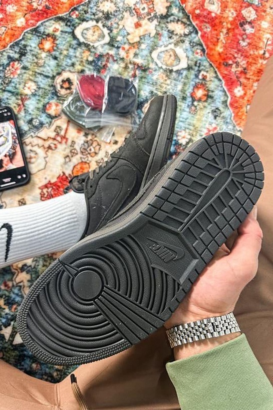 Кроссовки Travis Scott x Nike Air Jordan 1 Low "Velvet Brown" Premium