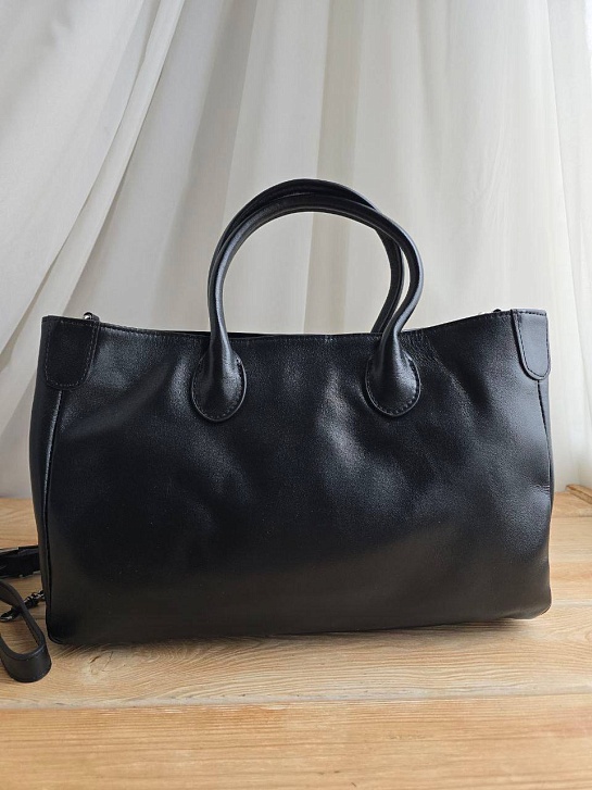 Кожаная сумка Yves Saint Laurent 39x23 см