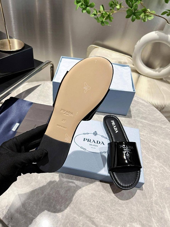 Женские кожаные шлёпанцы Prada Premium - Black