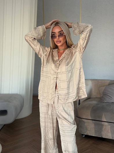 Женский шёлковый костюм ТОТЕМЕ premium бежевого цвета   