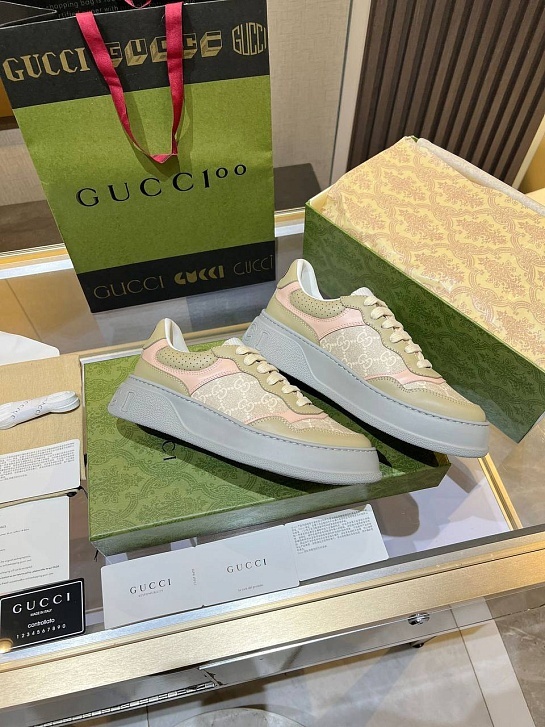 Женские кроссовки Gucci Chunky B Premium - Beige / Grey